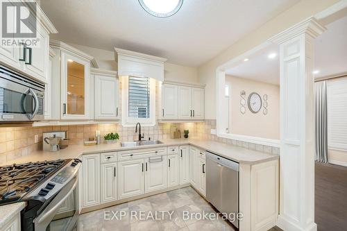 1779 Healy Road, London, ON - Indoor Photo Showing Kitchen With Double Sink With Upgraded Kitchen