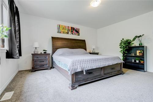 95 Woodedge Circle, Kitchener, ON - Indoor Photo Showing Bedroom