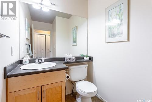 613 303 Slimmon Place, Saskatoon, SK - Indoor Photo Showing Bathroom