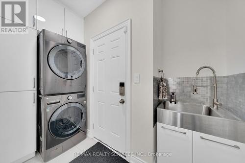 92 Russell Creek Drive, Brampton, ON - Indoor Photo Showing Laundry Room
