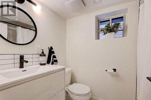 494 Symington Avenue, Toronto, ON - Indoor Photo Showing Bathroom