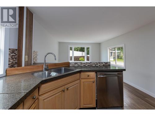 46 3889 Muller Avenue, Terrace, BC - Indoor Photo Showing Kitchen With Double Sink