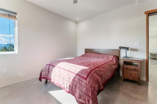 2750 Noyes Road, Naramata, BC - Indoor Photo Showing Bedroom