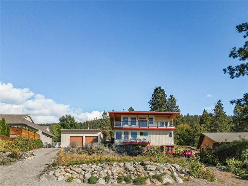 2750 Noyes Road, Naramata, BC - Outdoor