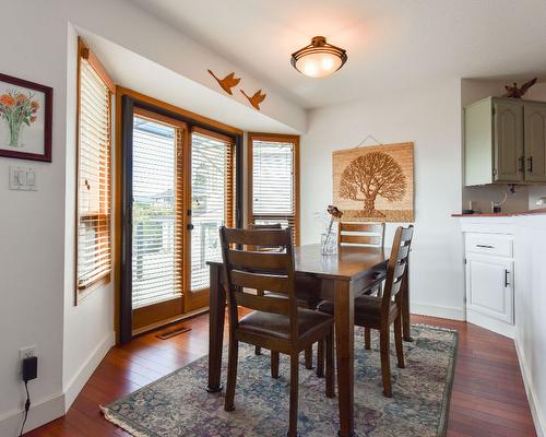 124 Millar Place, Penticton, BC - Indoor Photo Showing Dining Room