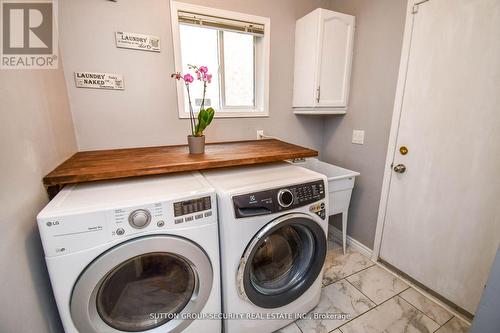 53 Golds Crescent, Barrie, ON - Indoor Photo Showing Laundry Room