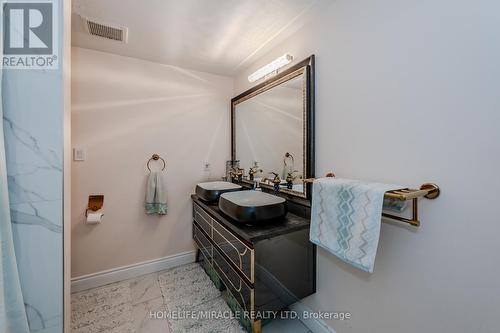 9 Wendy Crescent, Kitchener, ON - Indoor Photo Showing Bathroom