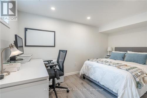 238 Clifton Downs Road, Hamilton, ON - Indoor Photo Showing Other Room