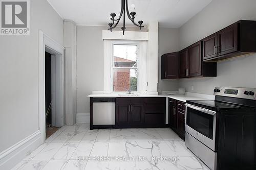 184 St. George Street, West Perth (65 - Town Of Mitchell), ON - Indoor Photo Showing Kitchen