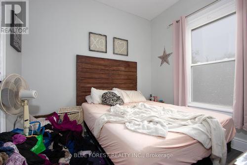 184 St. George Street, West Perth (65 - Town Of Mitchell), ON - Indoor Photo Showing Bedroom