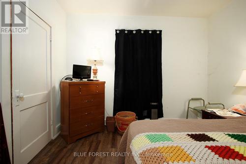 184 St. George Street, West Perth (65 - Town Of Mitchell), ON - Indoor Photo Showing Bedroom