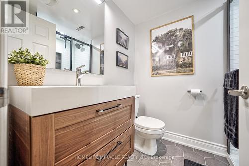 5 - 140 Ripley Court, Oakville, ON - Indoor Photo Showing Bathroom