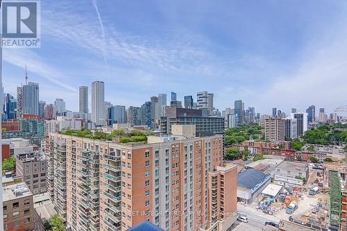 1905 - 460 Adelaide Street E, Toronto, ON - Outdoor With View