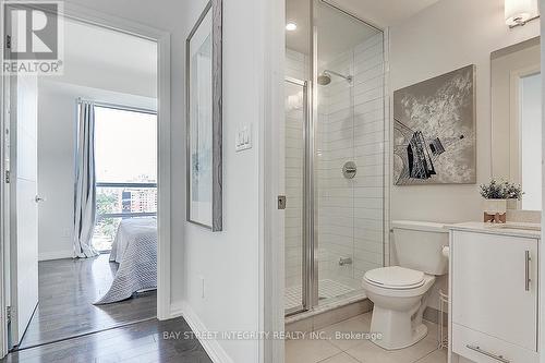 1905 - 460 Adelaide Street E, Toronto, ON - Indoor Photo Showing Bathroom