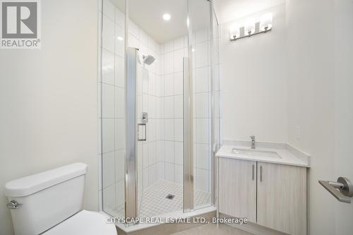 Ph211 - 9000 Jane Street E, Vaughan (Vellore Village), ON - Indoor Photo Showing Bathroom