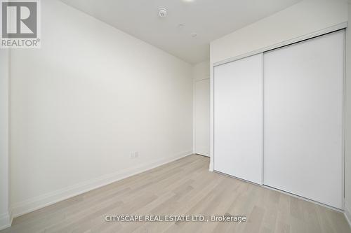 Ph211 - 9000 Jane Street E, Vaughan (Vellore Village), ON - Indoor Photo Showing Other Room