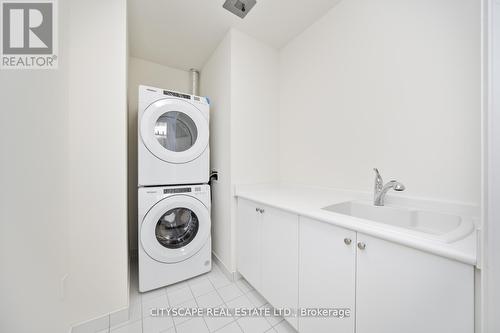 Ph211 - 9000 Jane Street E, Vaughan (Vellore Village), ON - Indoor Photo Showing Laundry Room