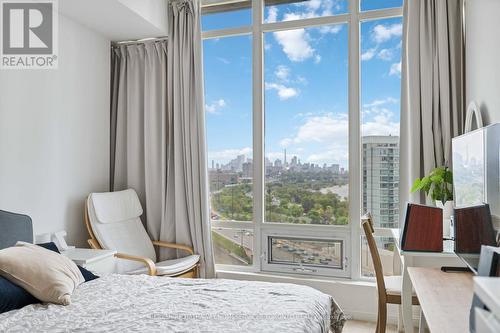 1708 - 15 Windermere Avenue, Toronto (High Park-Swansea), ON - Indoor Photo Showing Bedroom