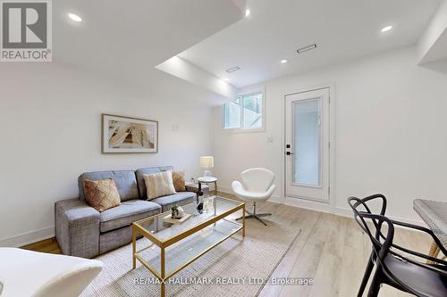 252B Monarch Park Avenue, Toronto, ON - Indoor Photo Showing Living Room