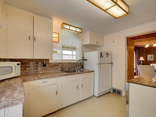 Kitchen - 48 Ch. Gobeille, Saint-Sauveur, QC - Indoor Photo Showing Kitchen