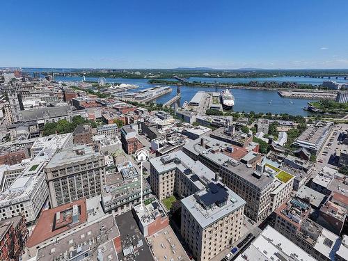 Aerial photo - 2000-315 Rue Du St-Sacrement, Montréal (Ville-Marie), QC - Outdoor With Body Of Water With View