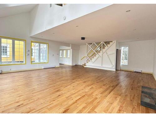 Living room - 4566 Route Marie-Victorin, Varennes, QC - Indoor Photo Showing Other Room