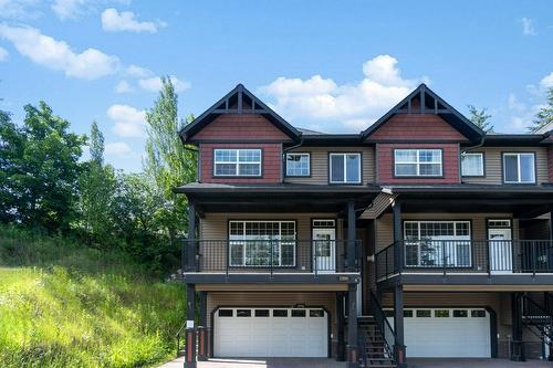 4-1596 Okanagan Avenue, Salmon Arm, BC - Outdoor With Facade