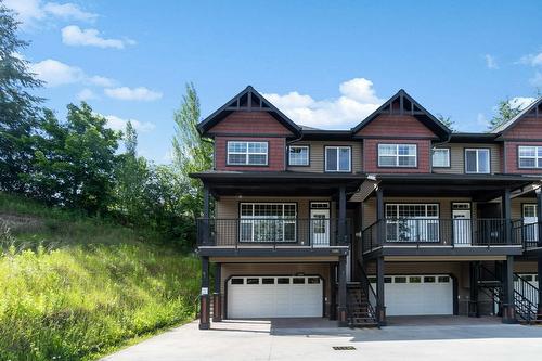 4-1596 Okanagan Avenue, Salmon Arm, BC - Outdoor With Facade