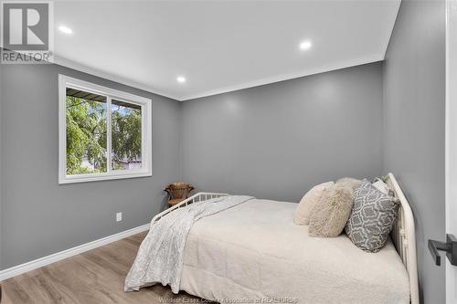 866 Ford Boulevard, Windsor, ON - Indoor Photo Showing Bedroom