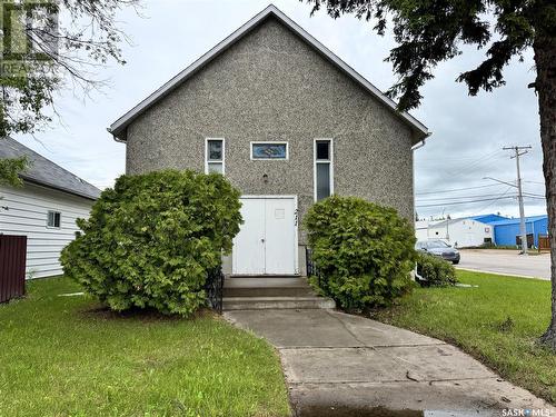 211 1St Street W, Wynyard, SK 