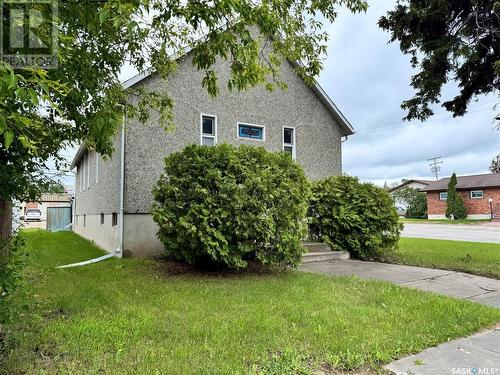 211 1St Street W, Wynyard, SK 