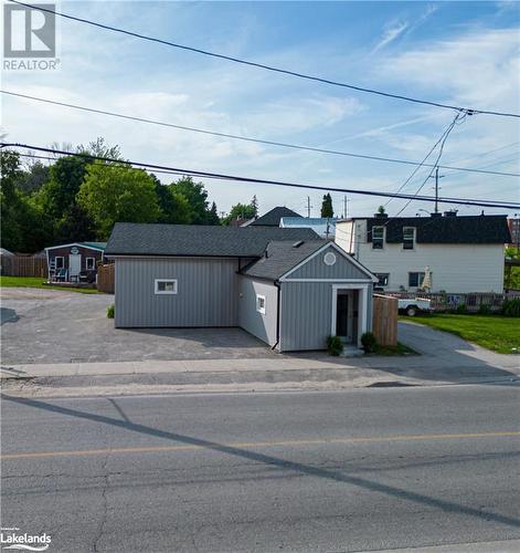 38 Barrie Road, Orillia, ON 