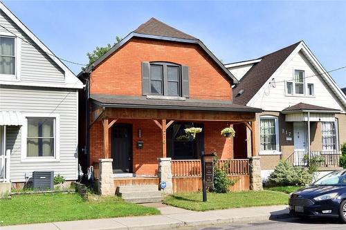 215 Rosslyn Avenue N, Hamilton, ON - Outdoor With Deck Patio Veranda With Facade