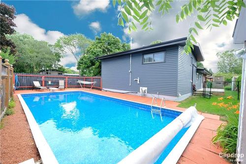 1 Briarwood Crescent, Hamilton, ON - Outdoor With In Ground Pool With Backyard