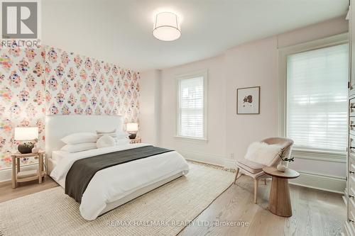 57 St Nicholas Street, Toronto, ON - Indoor Photo Showing Bedroom