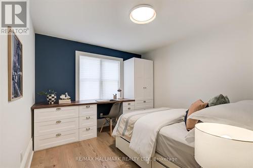 57 St Nicholas Street, Toronto C01, ON - Indoor Photo Showing Bedroom
