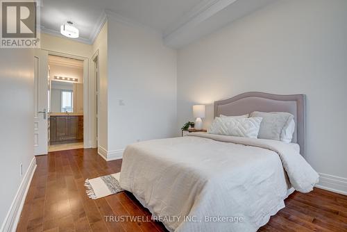 2001 - 10 Bloorview Place, Toronto, ON - Indoor Photo Showing Bedroom