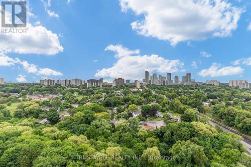 2001 - 10 Bloorview Place, Toronto, ON - Outdoor With View