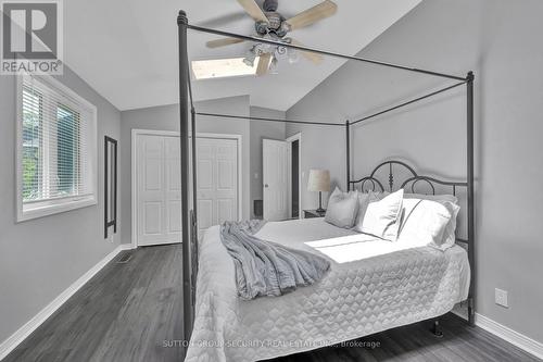 48 Jackman Road, Clarington (Bowmanville), ON - Indoor Photo Showing Bedroom