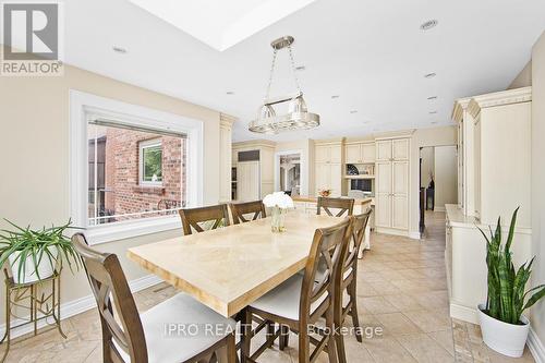 1652 Carolyn Road, Mississauga, ON - Indoor Photo Showing Dining Room