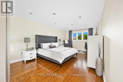 1652 Carolyn Road, Mississauga (East Credit), ON - Indoor Photo Showing Bedroom