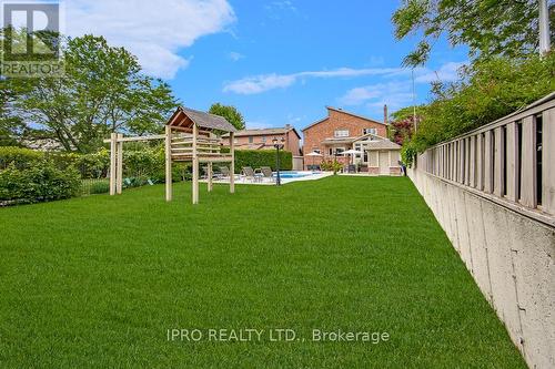 1652 Carolyn Road, Mississauga, ON - Outdoor