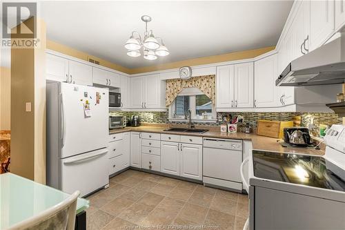 80 Rockmaple Dr, Moncton, NB - Indoor Photo Showing Kitchen