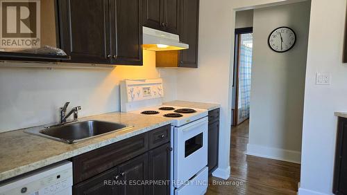 691 Upper James Street, Hamilton, ON - Indoor Photo Showing Kitchen