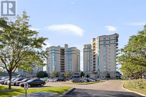 5000 Wyandotte Street East Unit# 309, Windsor, ON - Outdoor With Facade