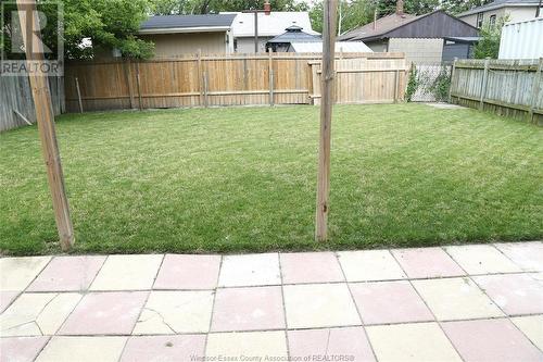 2366 Cadillac Unit# Lower, Windsor, ON - Outdoor With Backyard