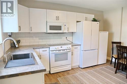 2366 Cadillac Unit# Main Floor, Windsor, ON - Indoor Photo Showing Kitchen