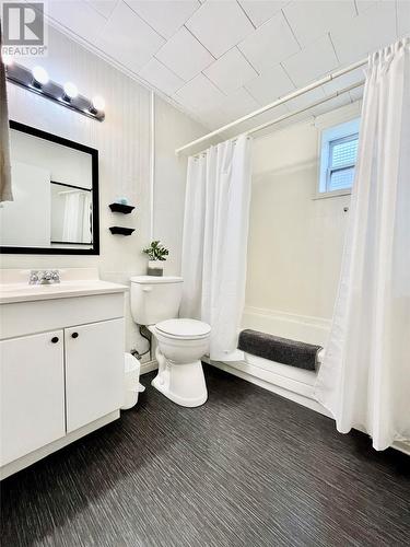 5 Centennial Street, Fortune, NL - Indoor Photo Showing Bathroom
