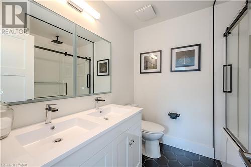 33 Mannheim Crescent, Mannheim, ON - Indoor Photo Showing Bathroom