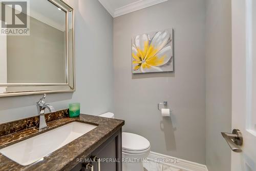 4718 Crystal Rose Drive, Mississauga, ON - Indoor Photo Showing Bathroom